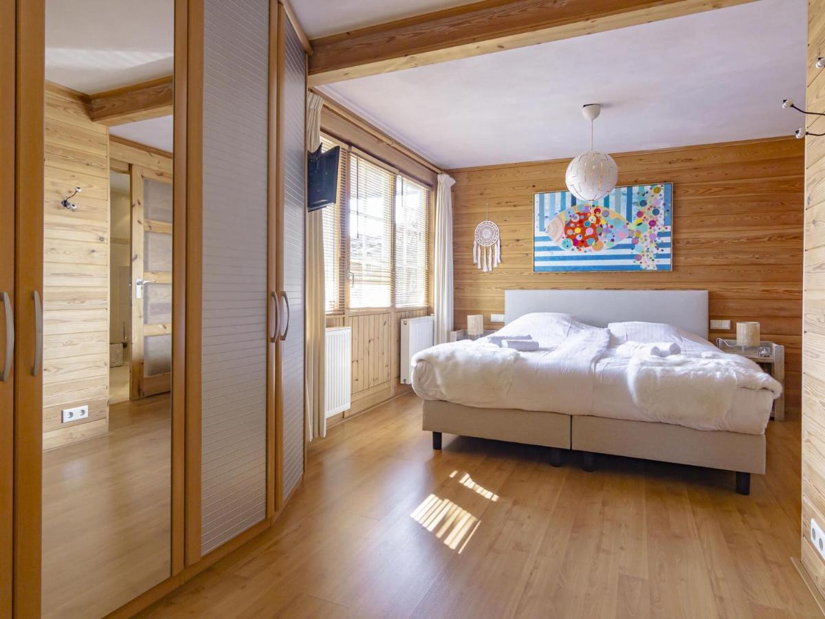 Beautiful Holiday Home With Private Terrace Kropswolde Dış mekan fotoğraf