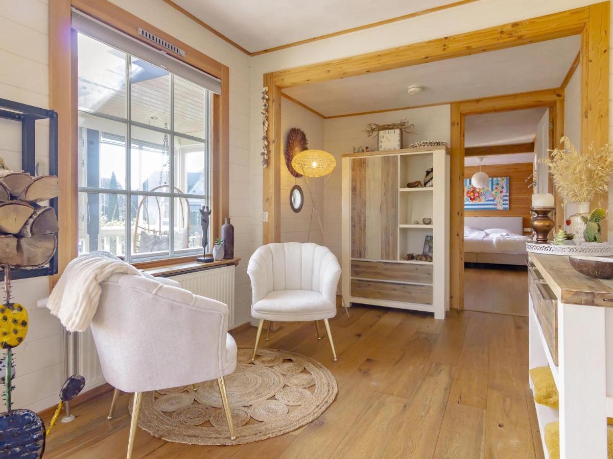 Beautiful Holiday Home With Private Terrace Kropswolde Dış mekan fotoğraf